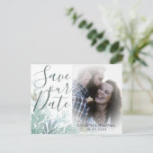 Modern Script Greenery Wedding Save the Date Aankondigingskaart (Staand voorkant)