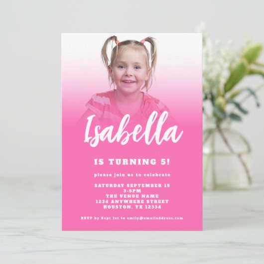 Modern Script Hot Roze Foto 5e Verjaardagsfeest Kaart (Staand voorkant)