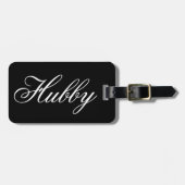 Modern Script Hubby Black en White Husband Bagagelabel (Voorkant horizontaal)