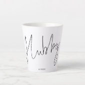 Modern Script Hubby Name Bridal Gift Box Idea Latte Mok (Voorkant)
