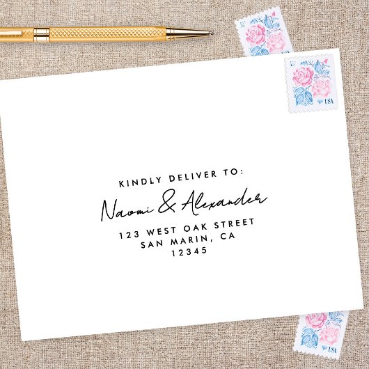 Modern Script Minimal Wedding RSVP Retouradres Zelfinktende Stempel