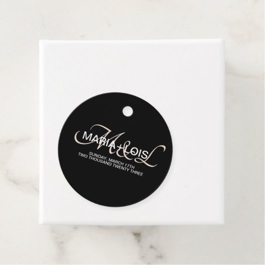 Modern Script Monogrammed Black Blush Pink Wedding Bedankjes Labels (In situ)