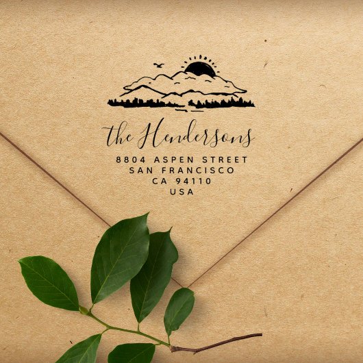 Modern Script Mountains Family Return-adres Rubberstempel