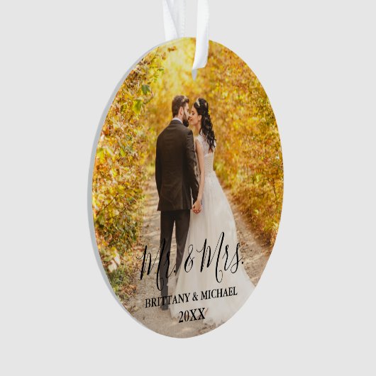 Modern Script Mr. & Mrs Wedding Foto Ornament (voorkant)