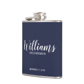 Modern Script Navy Blue Personalized Groomsmen Heupfles (Links)
