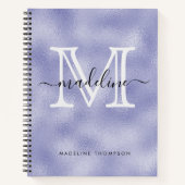 Modern Script Paarse Folie Monogram Notitieboek (Voorkant)