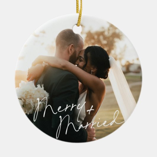 Modern Script Pas getrouwd eerste kerst Ornament (Voorkant)