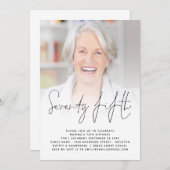 Modern Script Photo 75th Birthday Party Invitation Kaart (Voorkant / Achterkant)