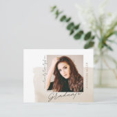 Modern Script Photo Afstuderen Aankondigingskaart (Staand voorkant)