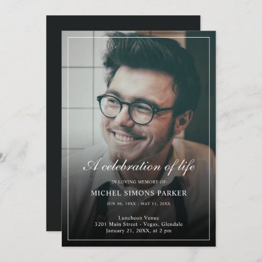 Modern Script Photo Celebration of Life Funeral Kaart (Voorkant / Achterkant)