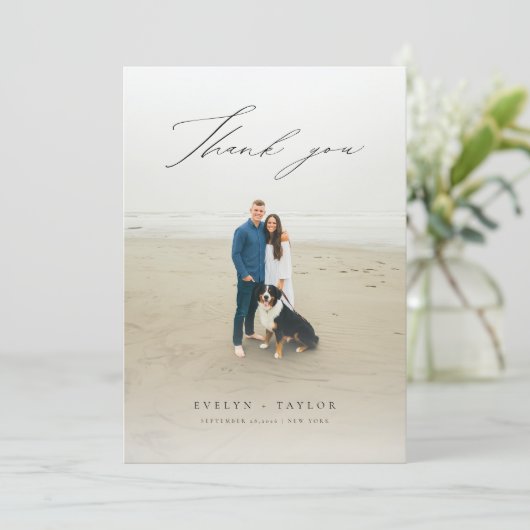 Modern Script Photo Overlay Wedding Message Bedankkaart (Staand voorkant)