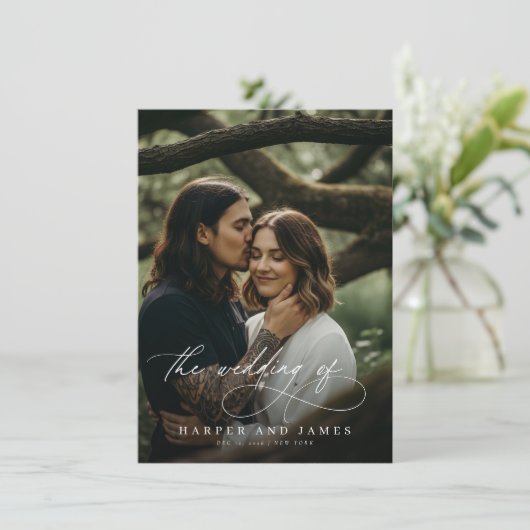 Modern Script QR Code Boho Minimalist Wedding Kaart (Staand voorkant)