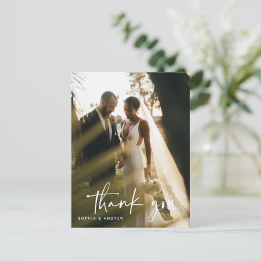 Modern Script QR Code Fotogalerij Bruiloft Briefkaart (Staand voorkant)