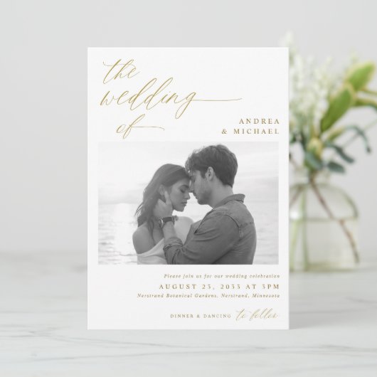 Modern Script Romantic Photo Gold Wedding Kaart (Staand voorkant)
