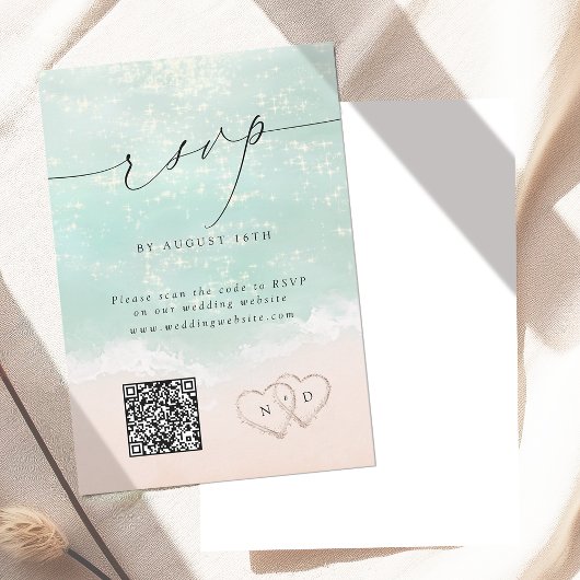 Modern Script Sand Hearts QR Code Beach Wedding RSVP Kaartje