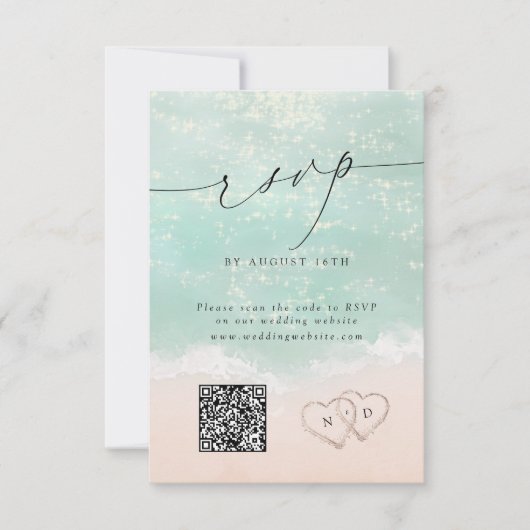 Modern Script Sand Hearts QR Code Beach Wedding RSVP Kaartje (Voorkant)