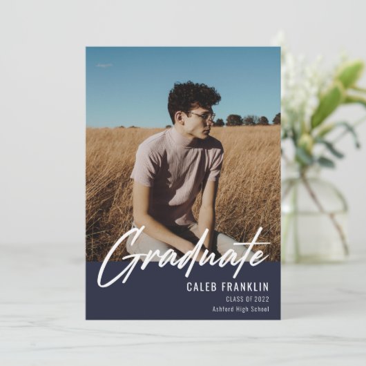 Modern Script Senior Class Photo Afstuderen (Staand voorkant)