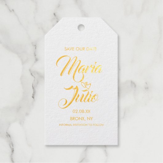 Modern Script Sla onze datum op Dubbele harten Cadeaulabels (Voorkant)