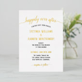 Modern Script Typography Black Gold Wedding Folie Uitnodiging (Staand Voorkant)