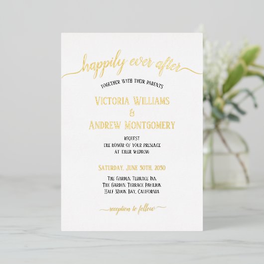 Modern Script Typography Black Gold Wedding Folie Uitnodiging (Staand Voorkant)