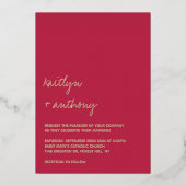 Modern Script Viva Magenta minimalistisch huwelijk Folie Uitnodiging (Voorkant)