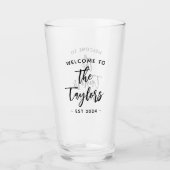 Modern Script Welkom Familienaam Est Datum Glas (Voorkant)