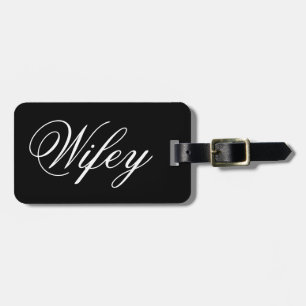 Modern Script Wifey Black en White Bagagelabel