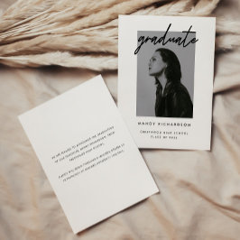 Modern Script Zwart-Wit Foto Afstuderen Aankondiging