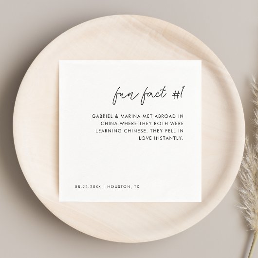 Modern Script Zwart-wit Leuk Fact # 1 Bruiloft Servet
