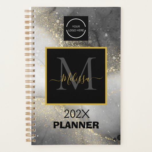 Modern Silver and Gold Logo Monogram Planner (Voorkant)