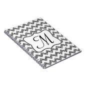 Modern Silver Chevron Monogram Initiaal Notitieboe Notitieboek (Rechterzijde)
