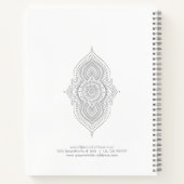 Modern Silver-Gray Mandala Notitieboek (Achterkant)