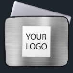 Modern Silver Metallic - Aangepaste Logo Promotion Laptop Sleeve<br><div class="desc">Modern Silver Faux Metallic RVS Elegante Custom Logo Promotional Laptop Bag of Sleeve Promotionele Hoesje. Dit hoesje kan worden aangepast om uw bedrijf of zakelijke logo op te nemen.</div>