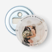 Modern Simple Bride and Groom Photo Wedding Favor Button Flesopener (Voorkant)