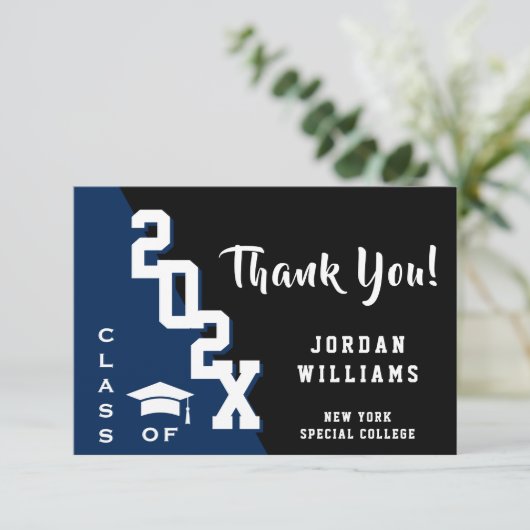 Modern Simple Minimalist Navy Blue Afstuderen Bedankkaart (Staand voorkant)