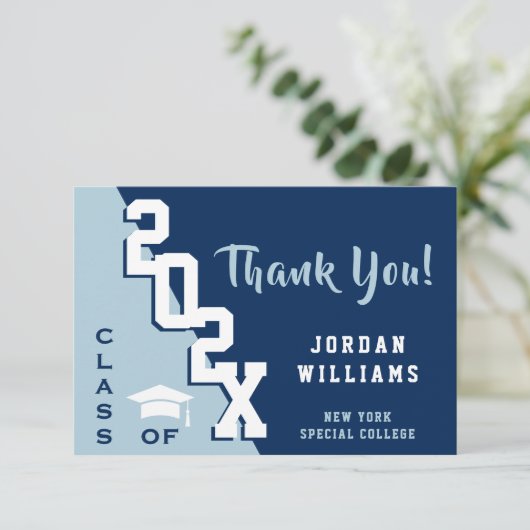 Modern Simple Minimalist Navy Blue Afstuderen Bedankkaart (Staand voorkant)