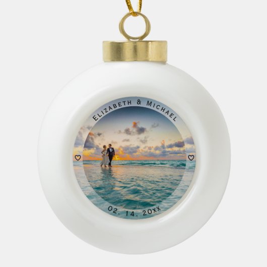 Modern Simple Passen getrouwd Photo Wedding Jubile Keramische Bal Ornament (Voorkant)