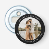 Modern Simple Personalized Photo Wedding Favor Button Flesopener (Voorkant)