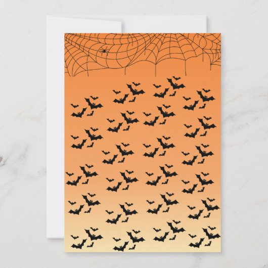 Modern Sinaasappel en Zwart Haunted Halloween Kaart (Achterkant)