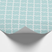 Modern Sky Blauw en Wit Marokkaanse Quatrefoil Cadeaupapier (Hoek)