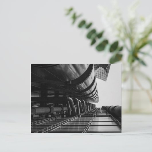 Modern Skyscraper-toren Briefkaart (Staand voorkant)