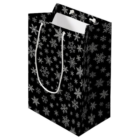 Modern Snowflake 2 - Black & Silver Grey- Medium Cadeauzakje (Voorkant Gekanteld)