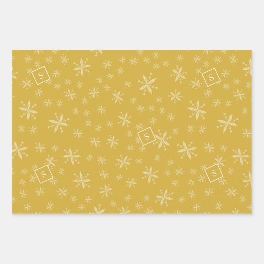 Modern Snowflake Pattern Monogrammed Red en Green Inpakpapier Vel (Voorkant 3)