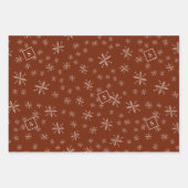 Modern Snowflake Pattern Monogrammed Red en Green Inpakpapier Vel (Voorkant 2)