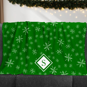 Modern Snowflake Pattern on Green Monogramed Fleece Deken