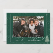 Modern Snowy Woodland Christmas Familiefoto Feestdagenkaart (Voorkant)