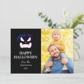 Modern Spooky Pompoen Script Halloween Foto Feestdagenkaart (Staand voorkant)