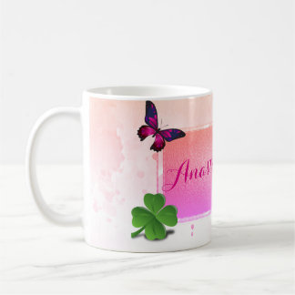 Modern stijlvol, roze buterfly, groen klaver koffiemok