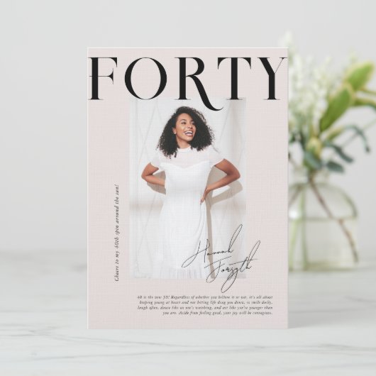 Modern stijlvol tijdschrift | 40e verjaardag foto kaart (Staand voorkant)