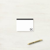 Modern stijlvol zwart en wit post-it® notes (Op bureau)